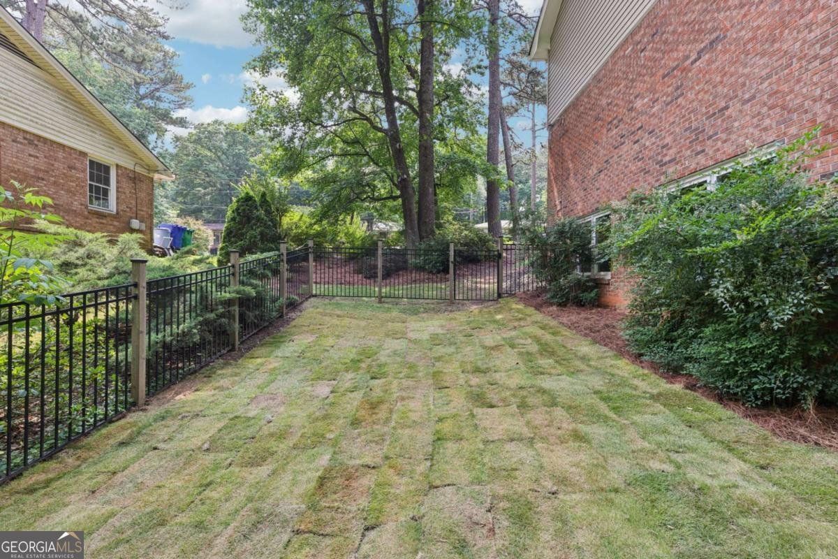 4733 Eidson Road Dunwoody - 26