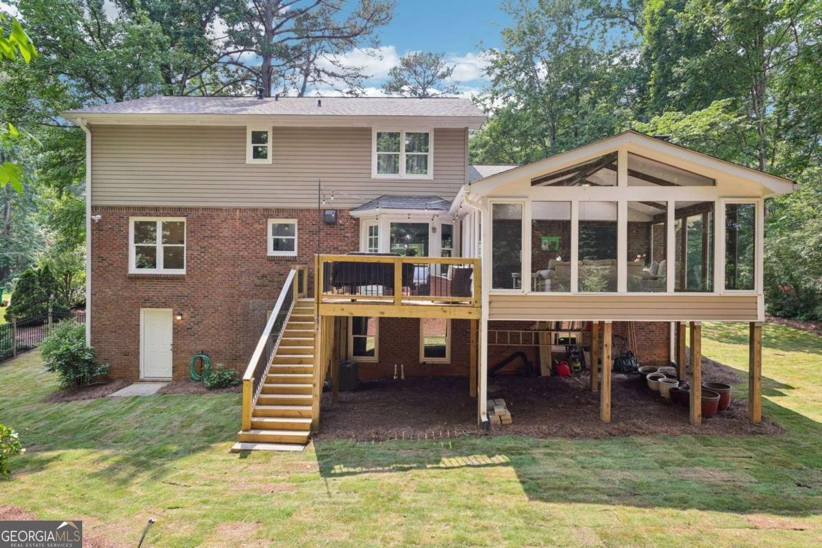 4733 Eidson Road Dunwoody - 27