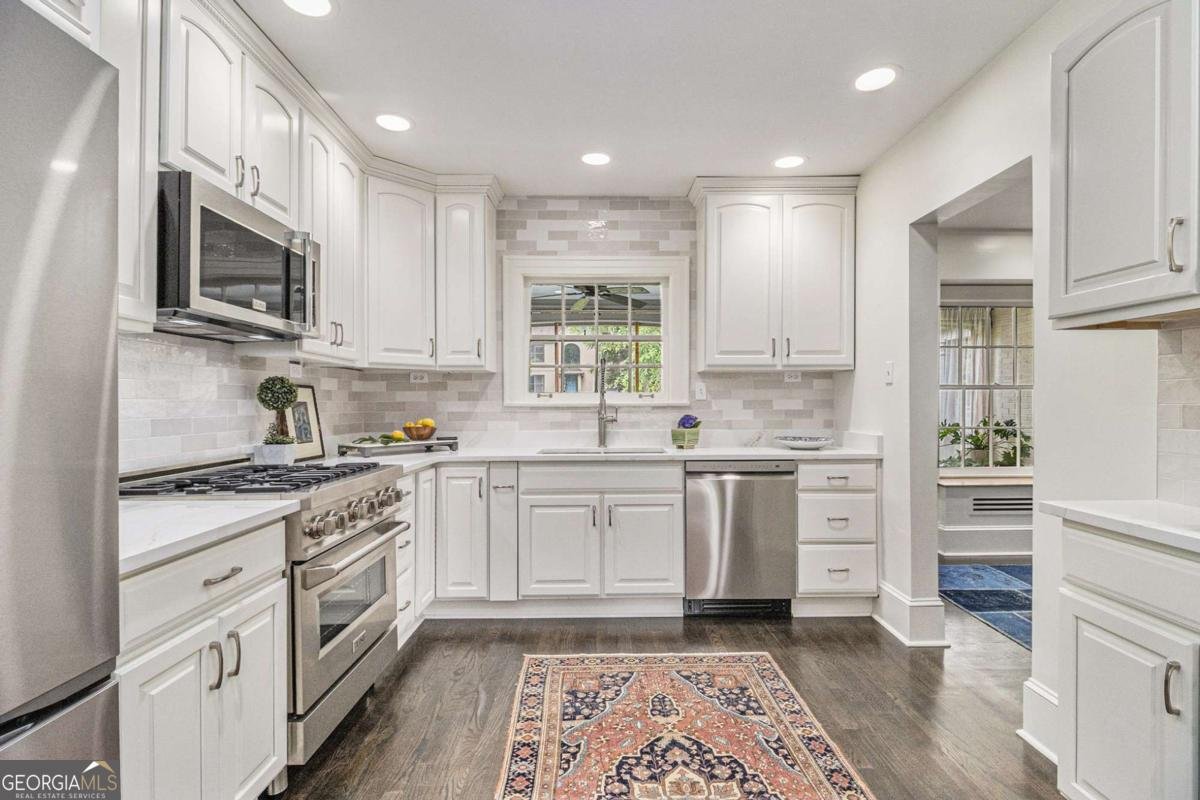 879 Wildwood Road Atlanta - 11