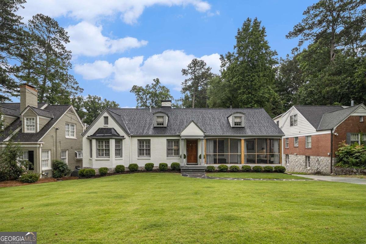 879 Wildwood Road Atlanta - 2