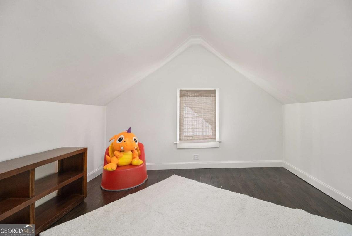 879 Wildwood Road Atlanta - 24
