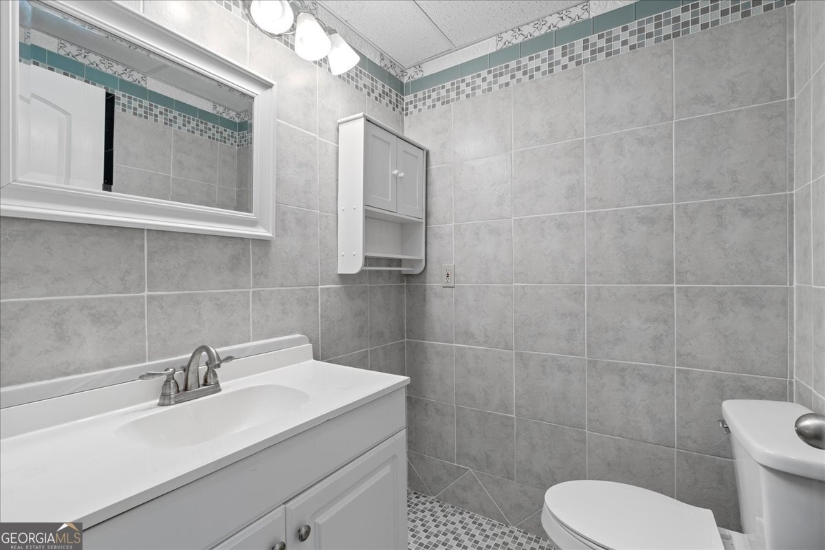 300 Towne Overlook Circle Canton - 35