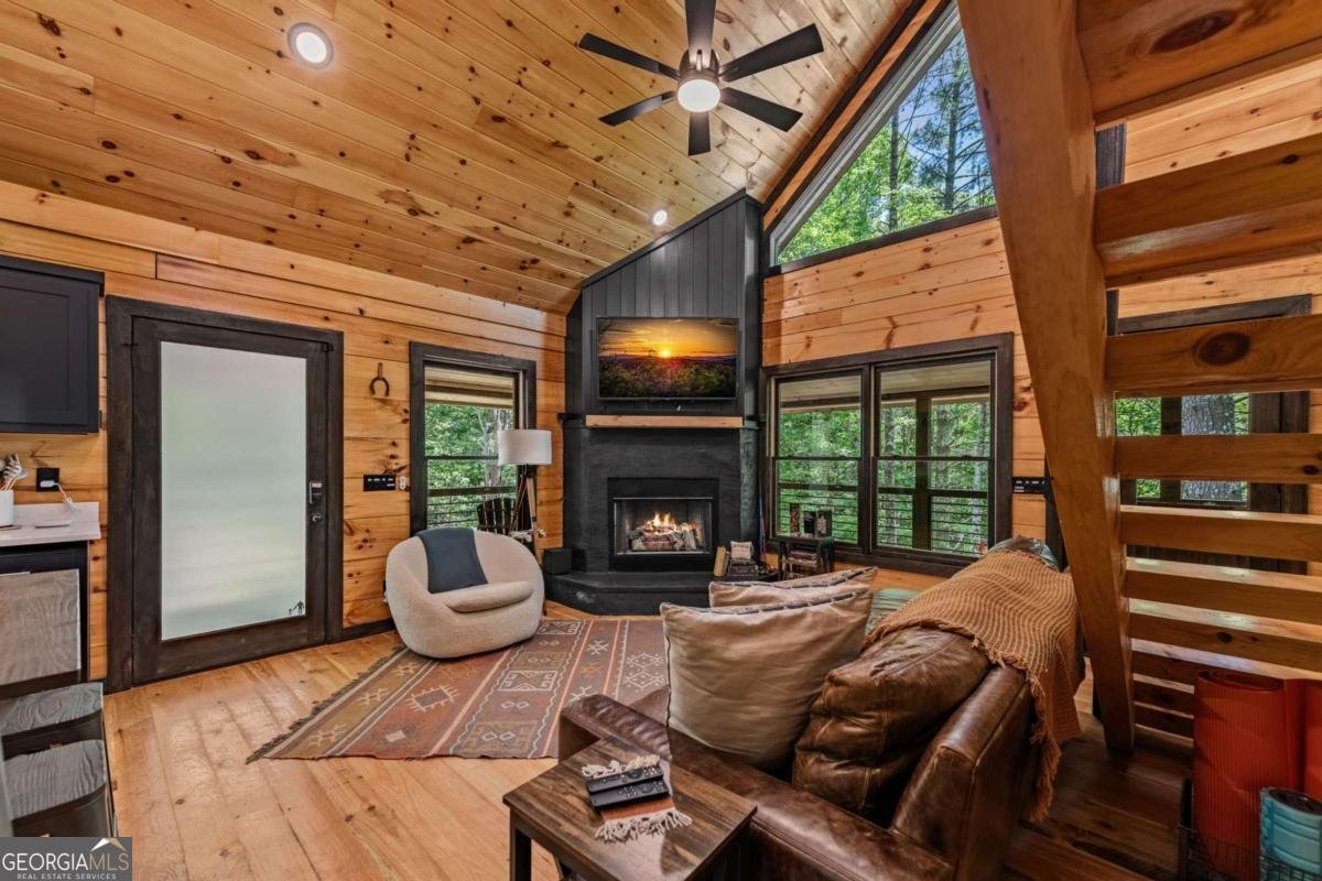 25 Hidden Ridge Court Cherry Log - 27