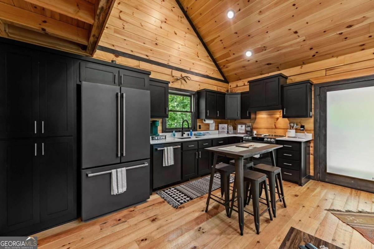 25 Hidden Ridge Court Cherry Log - 31