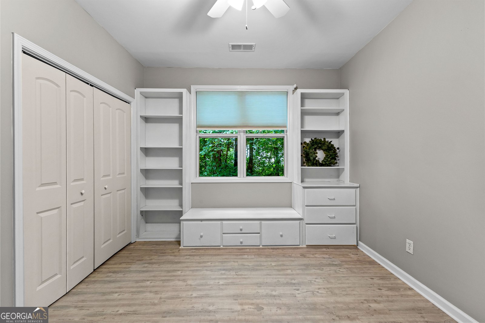 205 Strathmore Drive Sharpsburg - 16