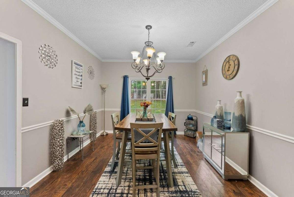 76 BARRINGTON FARMS Parkway Sharpsburg - 3