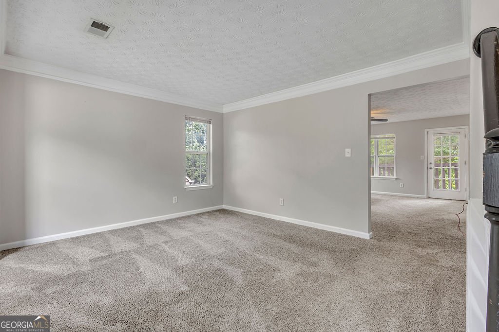 1138 School Side Drive Lithonia - 35