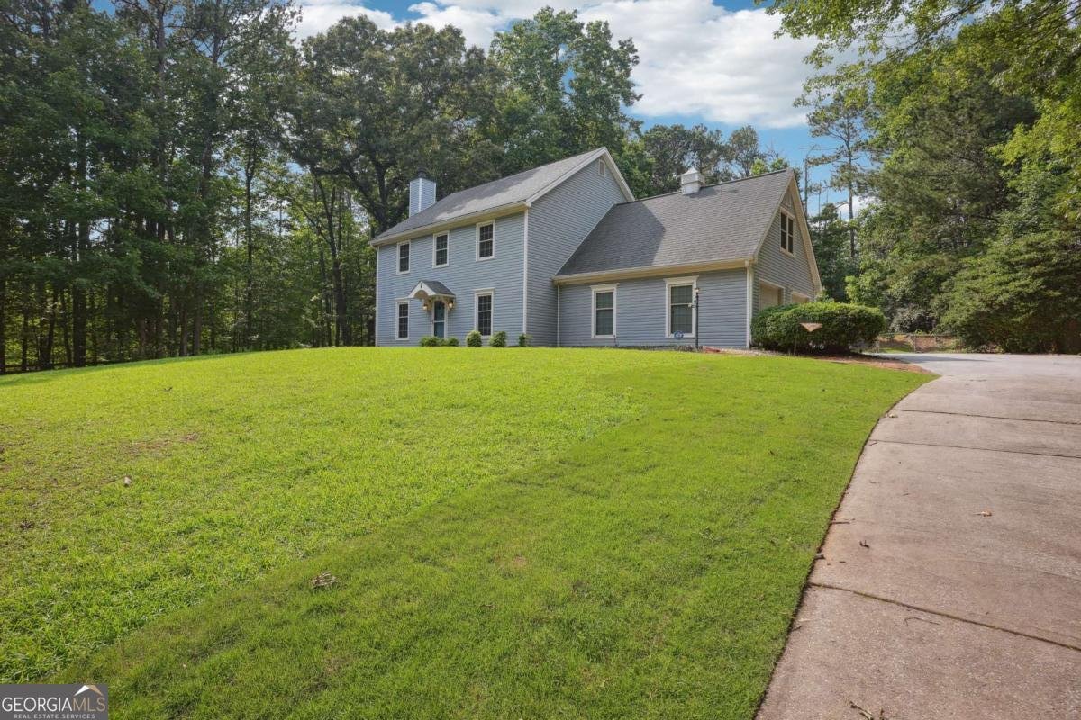 285 Aspen Way Fayetteville - 1