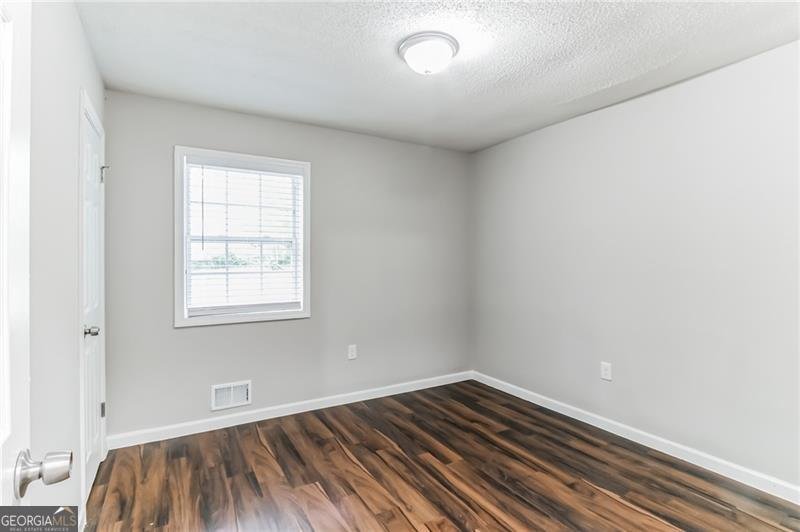 2069 Chicago Avenue Atlanta - 13