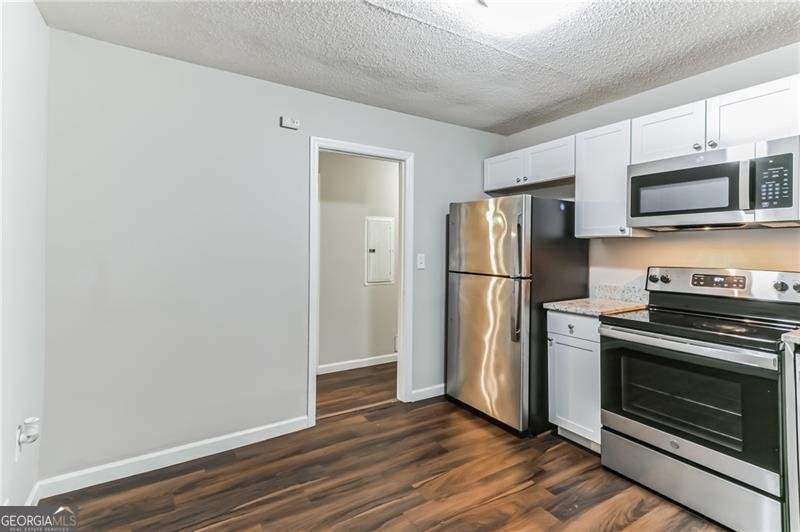 2069 Chicago Avenue Atlanta - 6