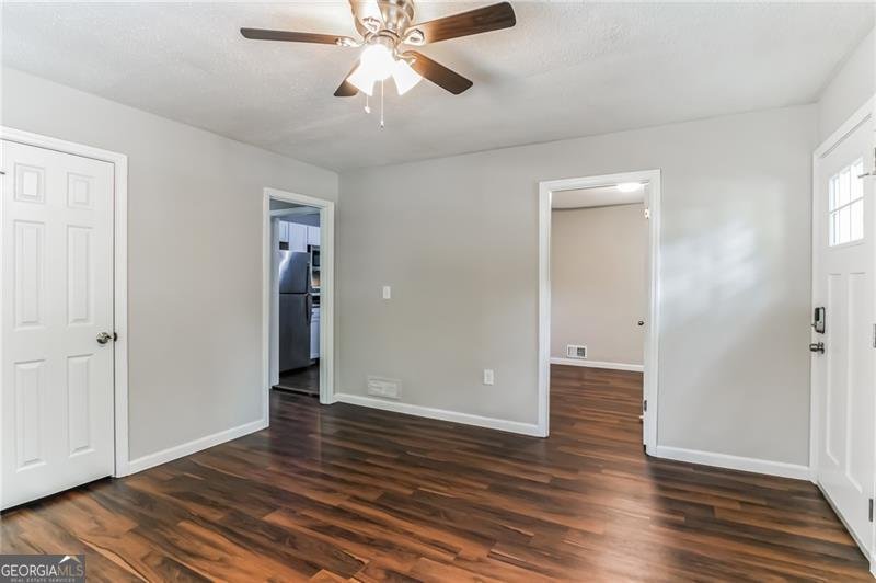 2069 Chicago Avenue Atlanta - 7