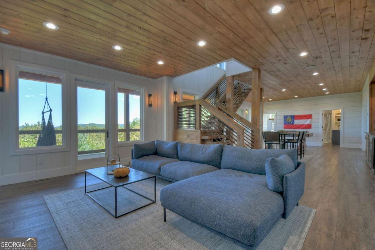 316 Blue Sky Drive Blue Ridge - 36