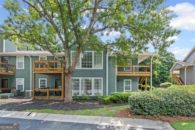 202 BERKELEY WOODS Drive Duluth - 1
