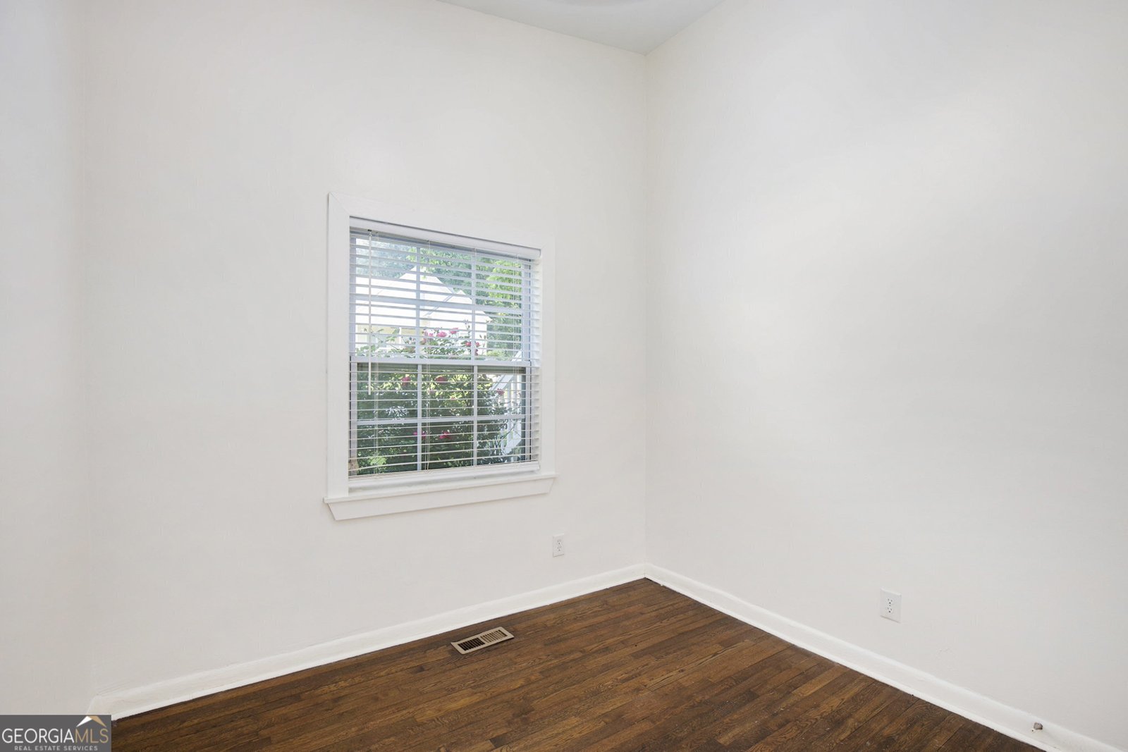 1636 Mary George Avenue Atlanta - 19