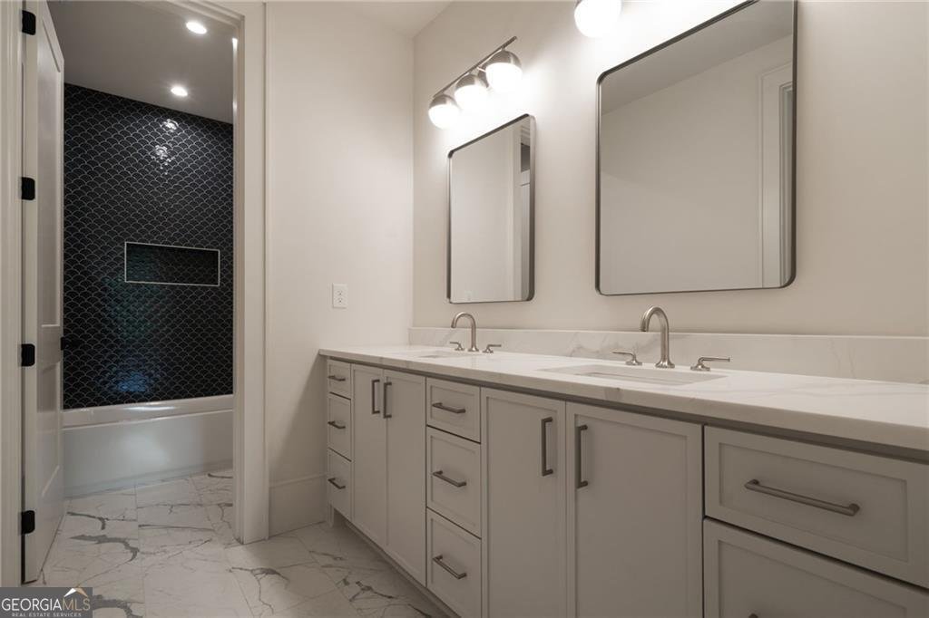 130 Nova Lane Roswell - 45