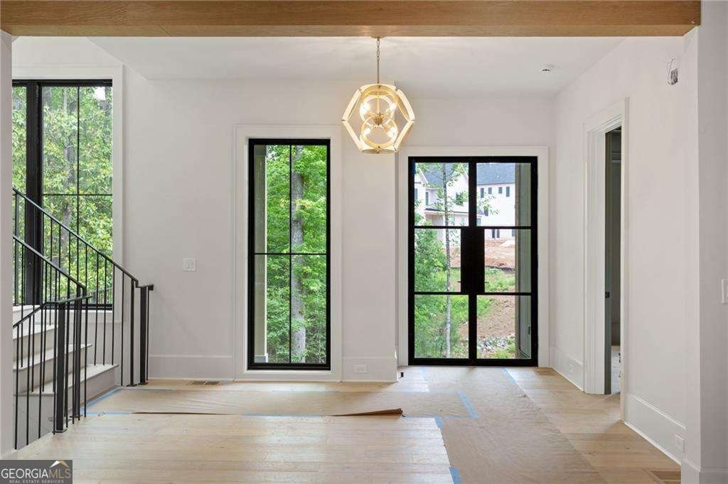 130 Nova Lane Roswell - 8