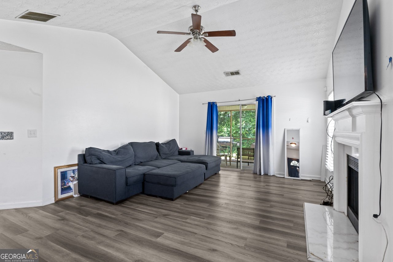 11581 KADES Trail Hampton - 3