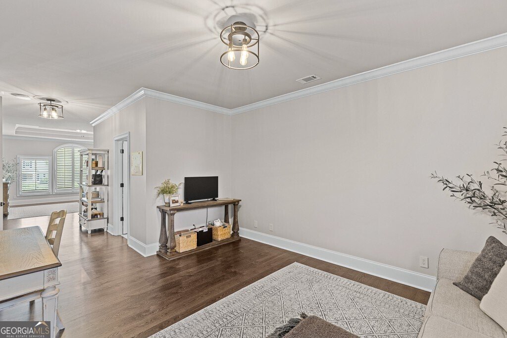 5323 Legends Drive Braselton - 11