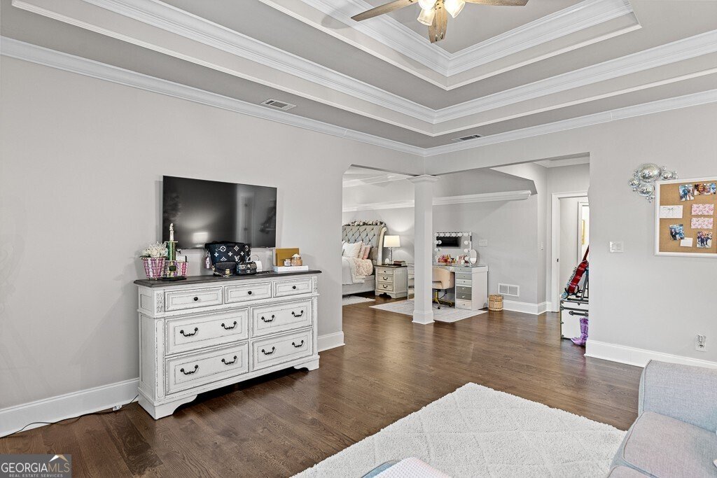 5323 Legends Drive Braselton - 28