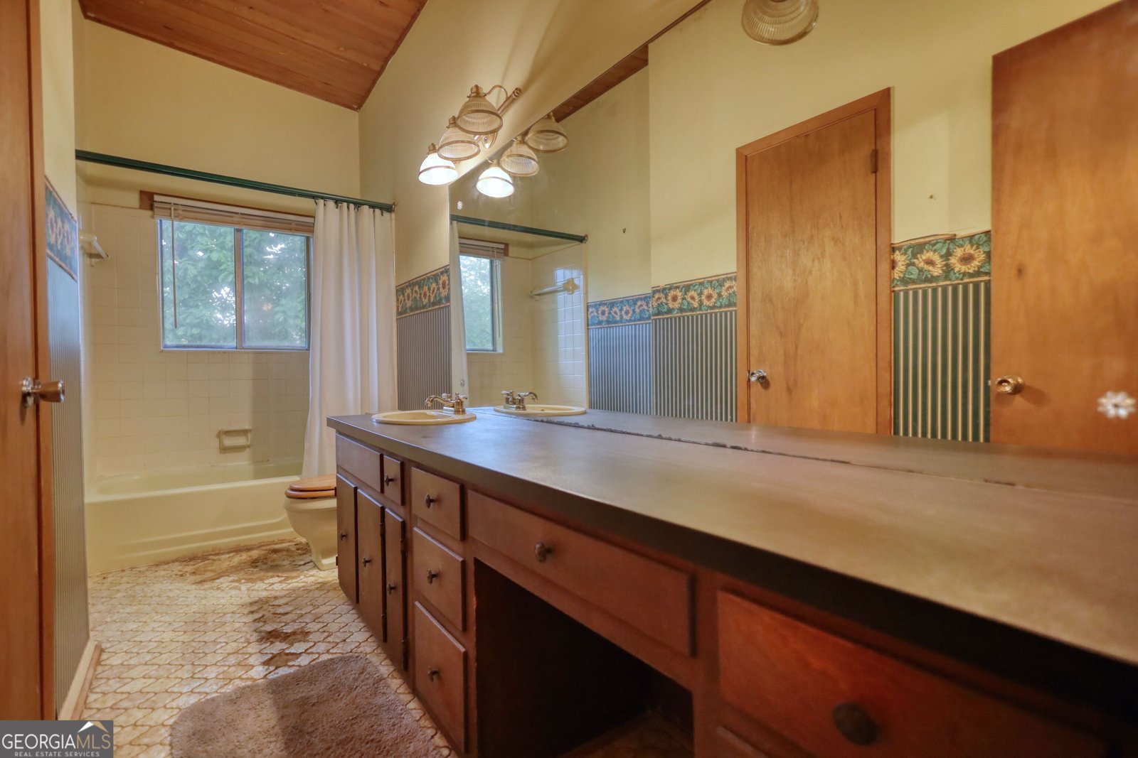 749 Dogwood Drive Lawrenceville - 27