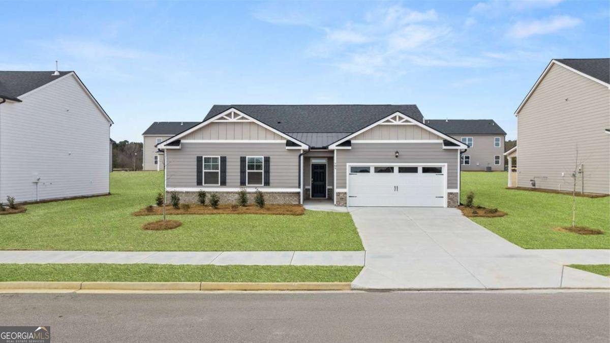 62 Defilippe Drive Statham - 2