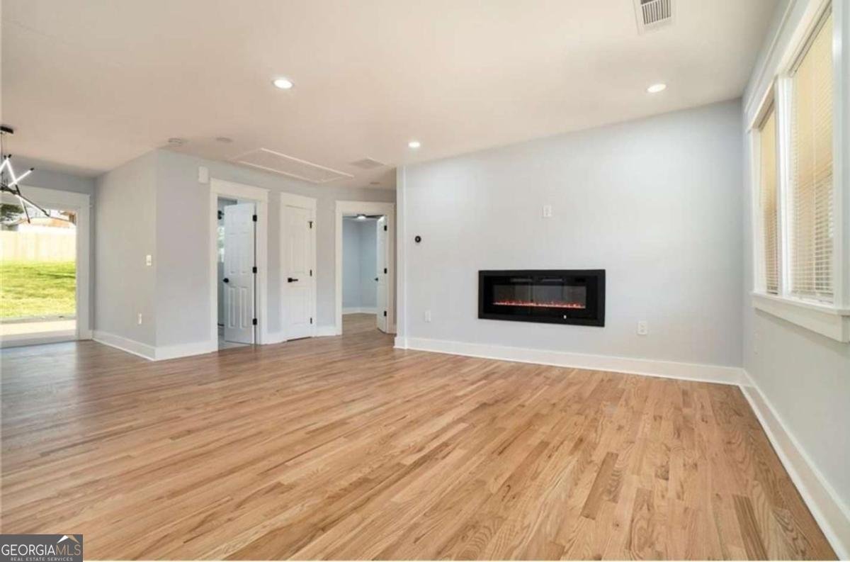 3470 Glenwood Road Decatur - 5