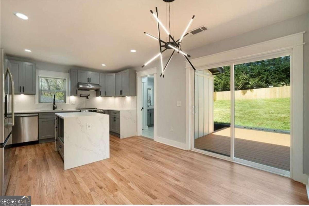 3470 Glenwood Road Decatur - 6