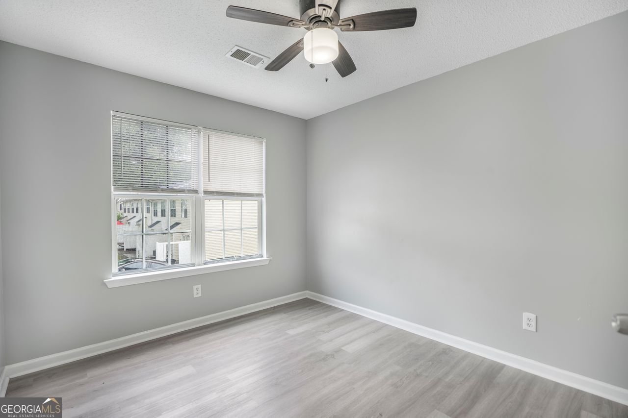 6947 GALLANT Circle Mableton - 12