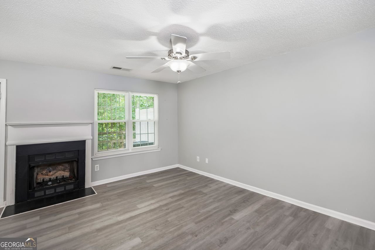 6947 GALLANT Circle Mableton - 4