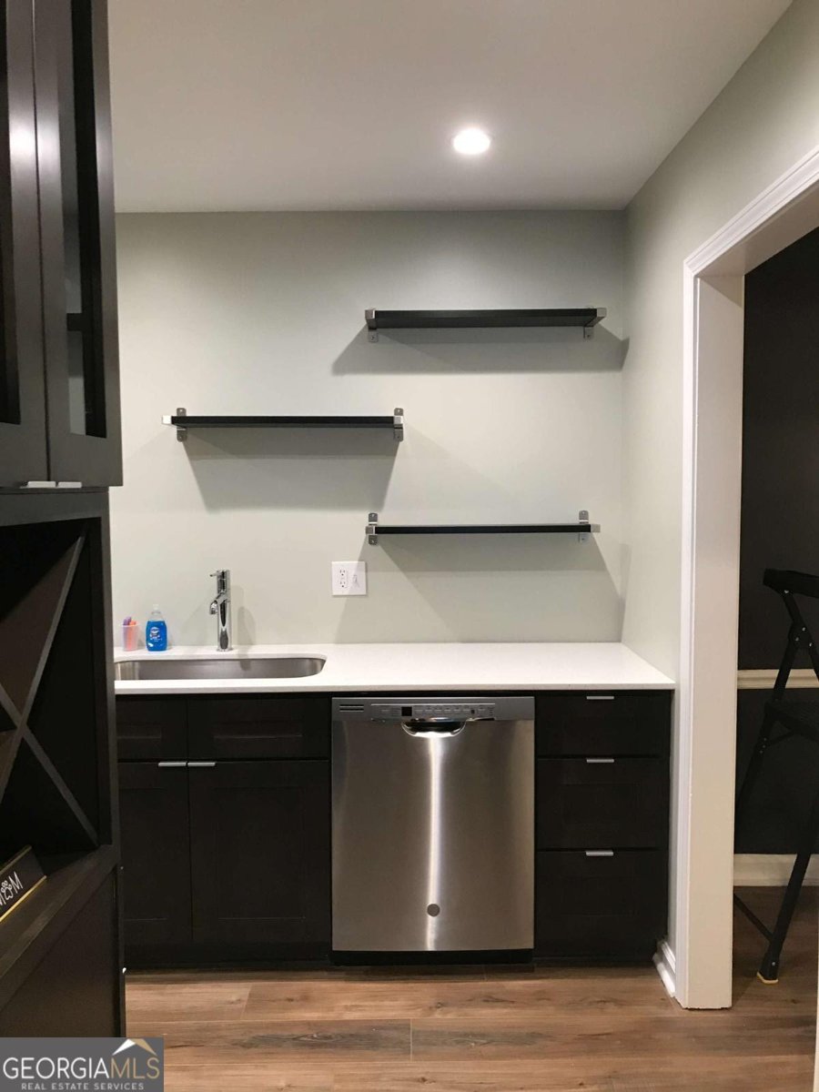 6851 Roswell Road Atlanta - 1