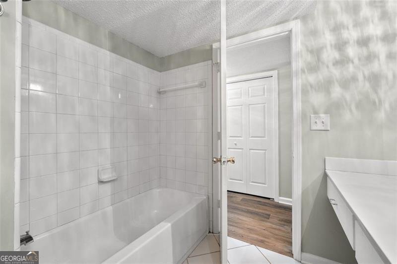 6851 Roswell Road Atlanta - 23
