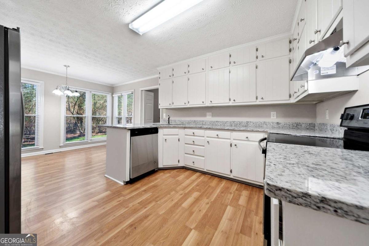 1192 Melton Drive Lilburn - 4