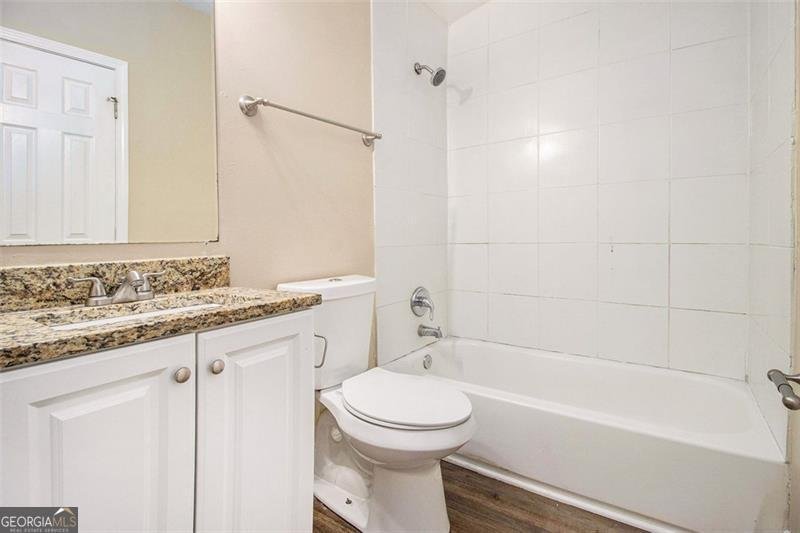 2912 SPRINGSIDE Place Atlanta - 11
