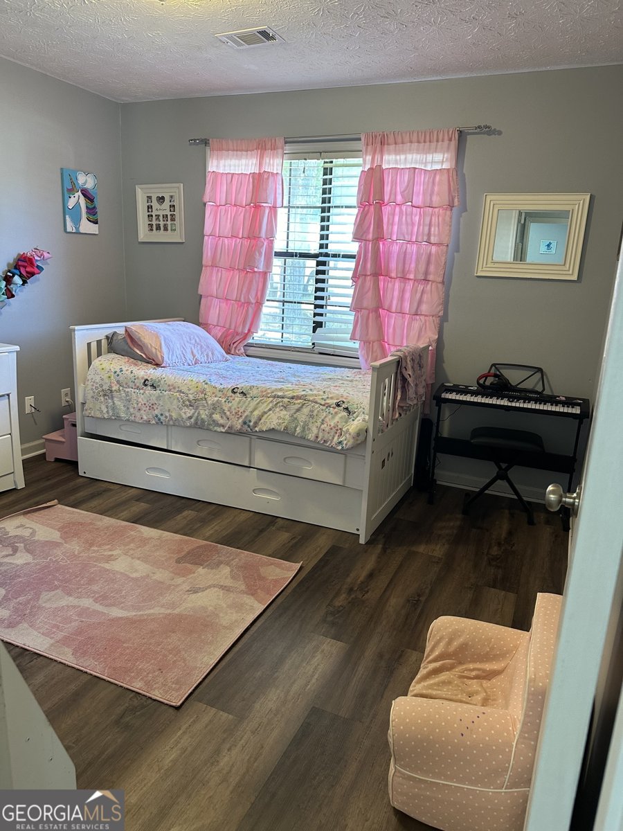 517 Pebble Point Loganville - 6