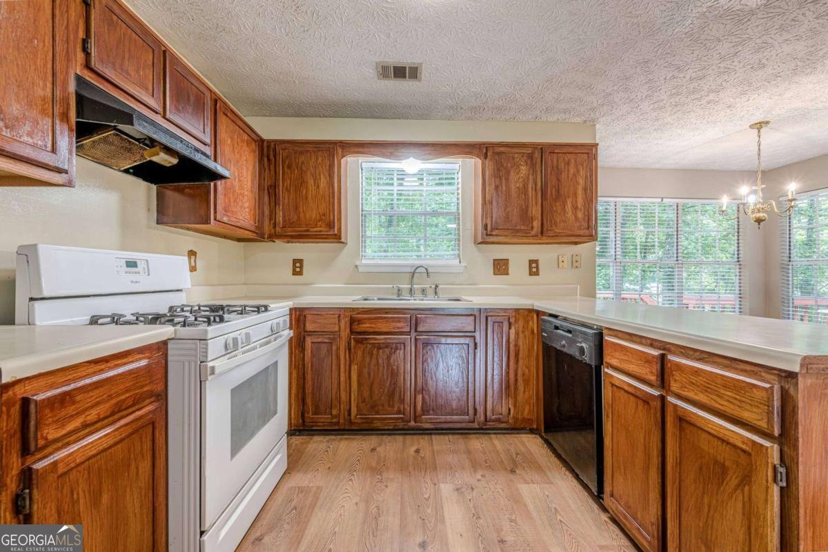 2563 Creek Terrace Snellville - 2