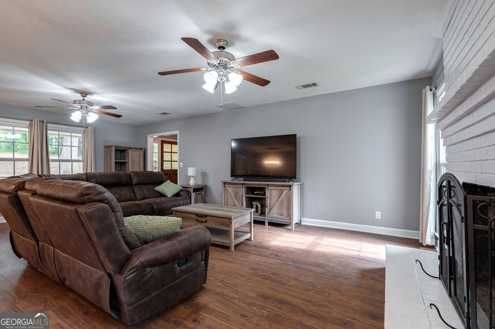 5311 Highway 106 Hull - 5