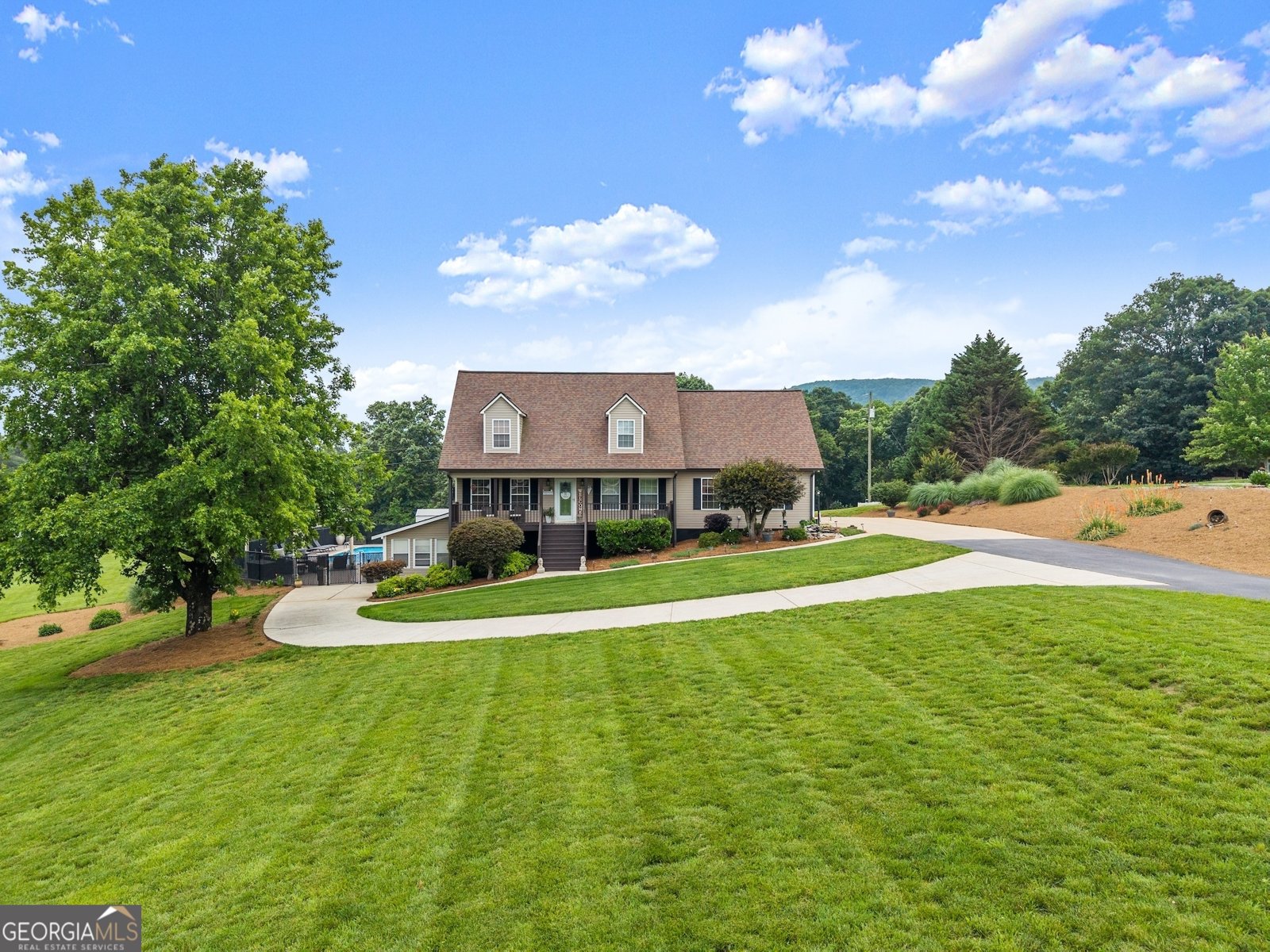 8958 Bill Savage Road Lula - 2