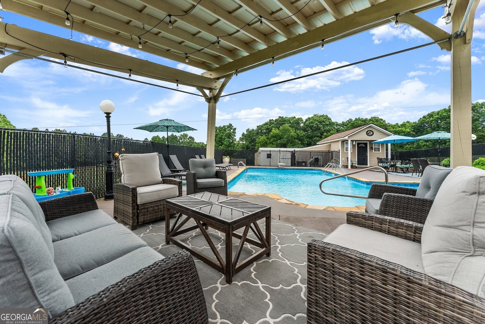 8958 Bill Savage Road Lula - 73