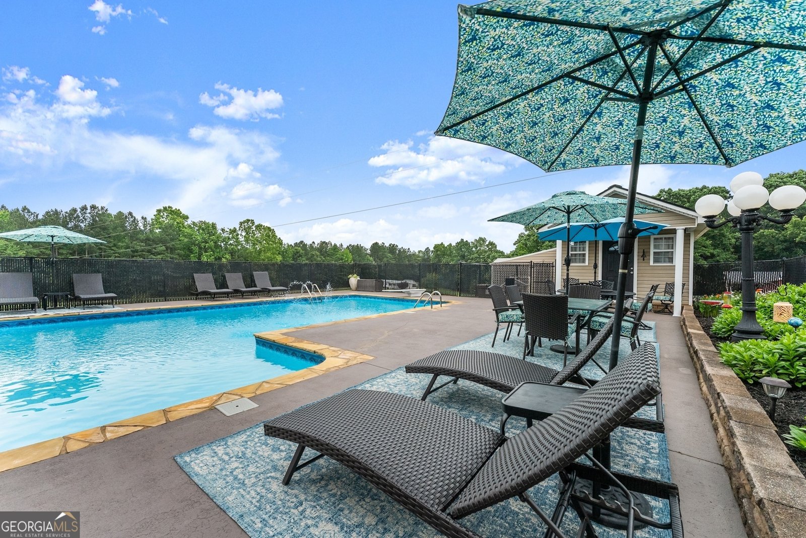 8958 Bill Savage Road Lula - 82