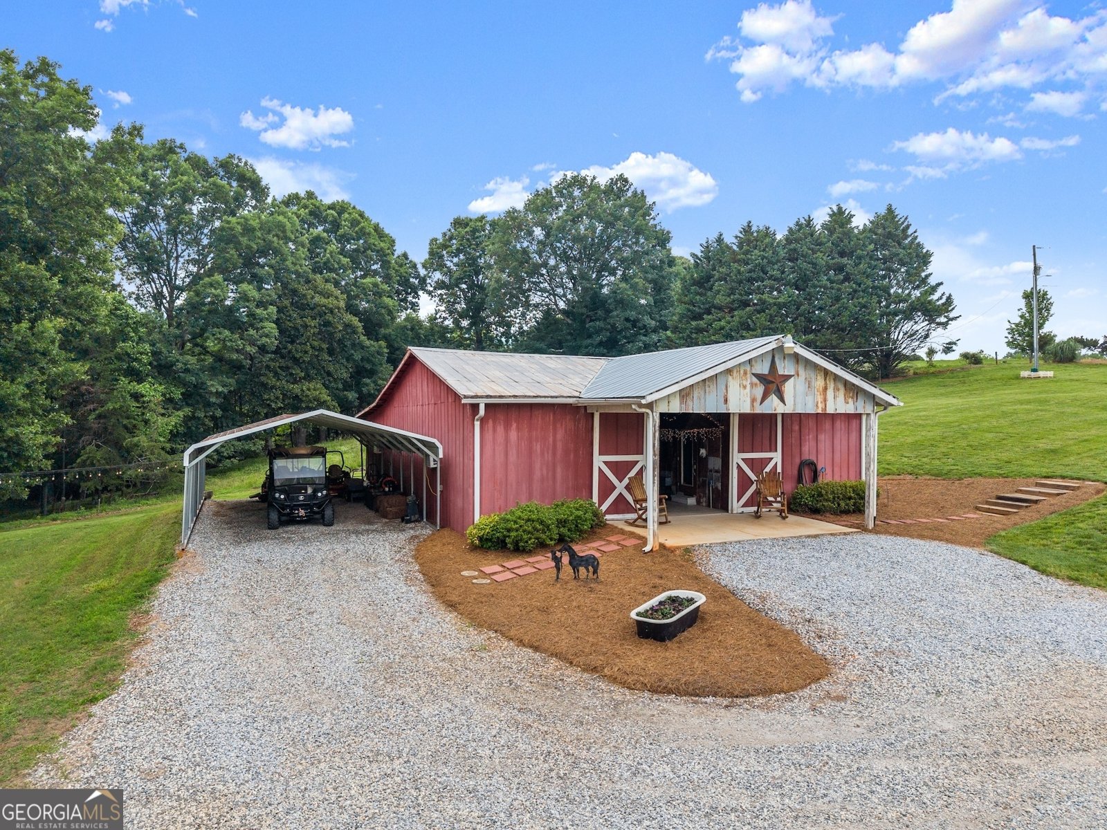 8958 Bill Savage Road Lula - 85