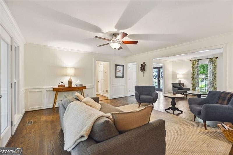 3453 Drayton Drive Roswell - 2