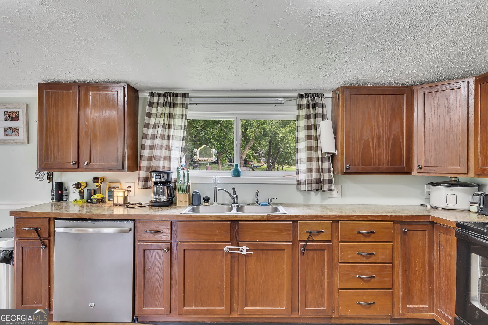 225 Jasper Street Fairmount - 10