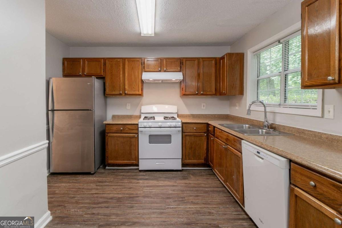 847 Ashley Lane Stone Mountain - 11
