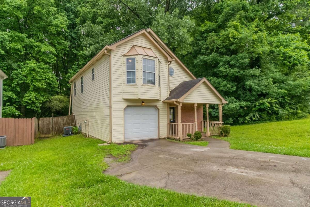 847 Ashley Lane Stone Mountain - 3