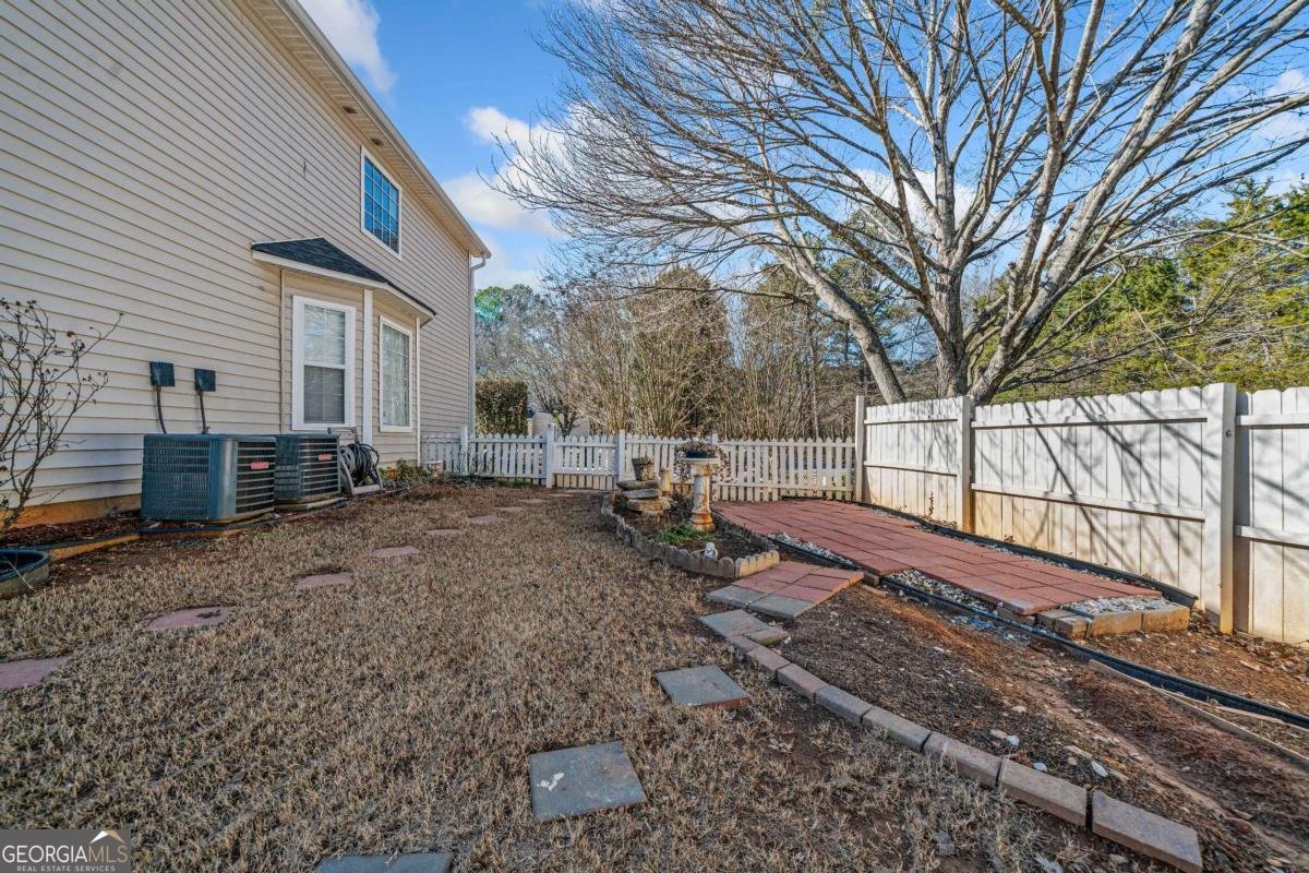 2885 Field Spring Drive Lithonia - 29