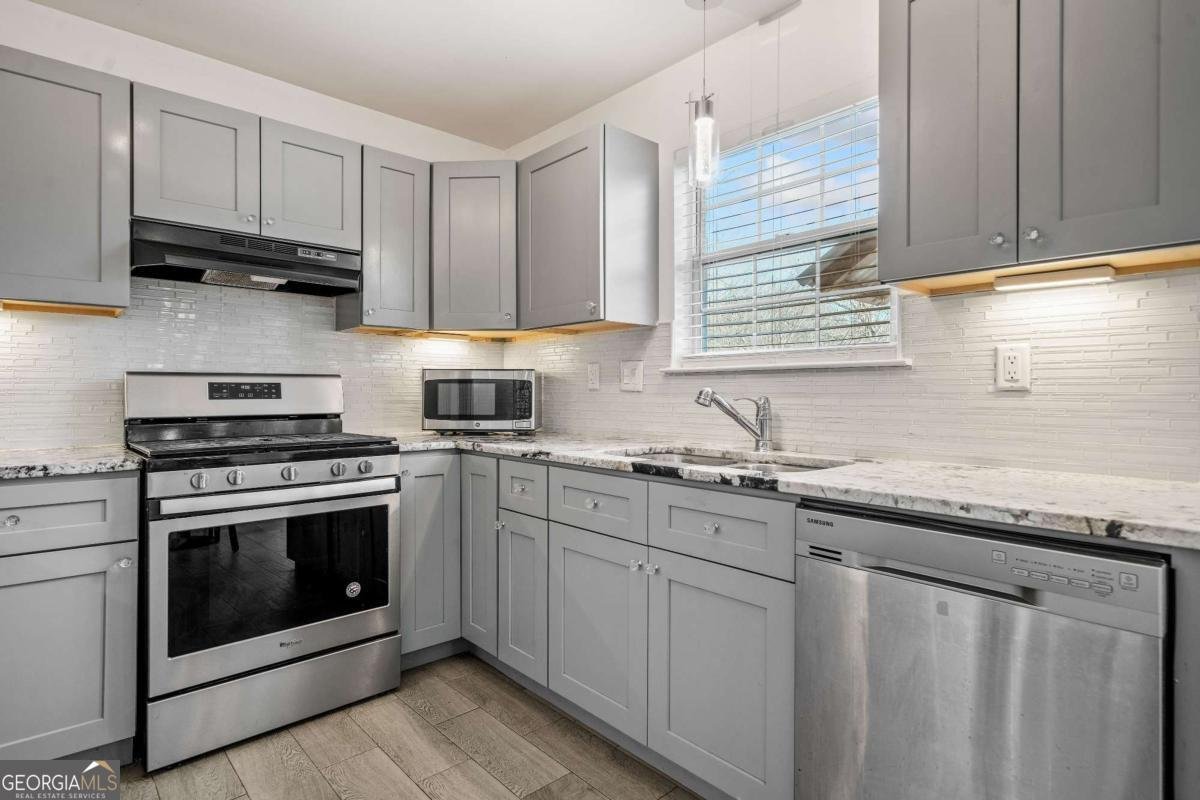 2885 Field Spring Drive Lithonia - 8