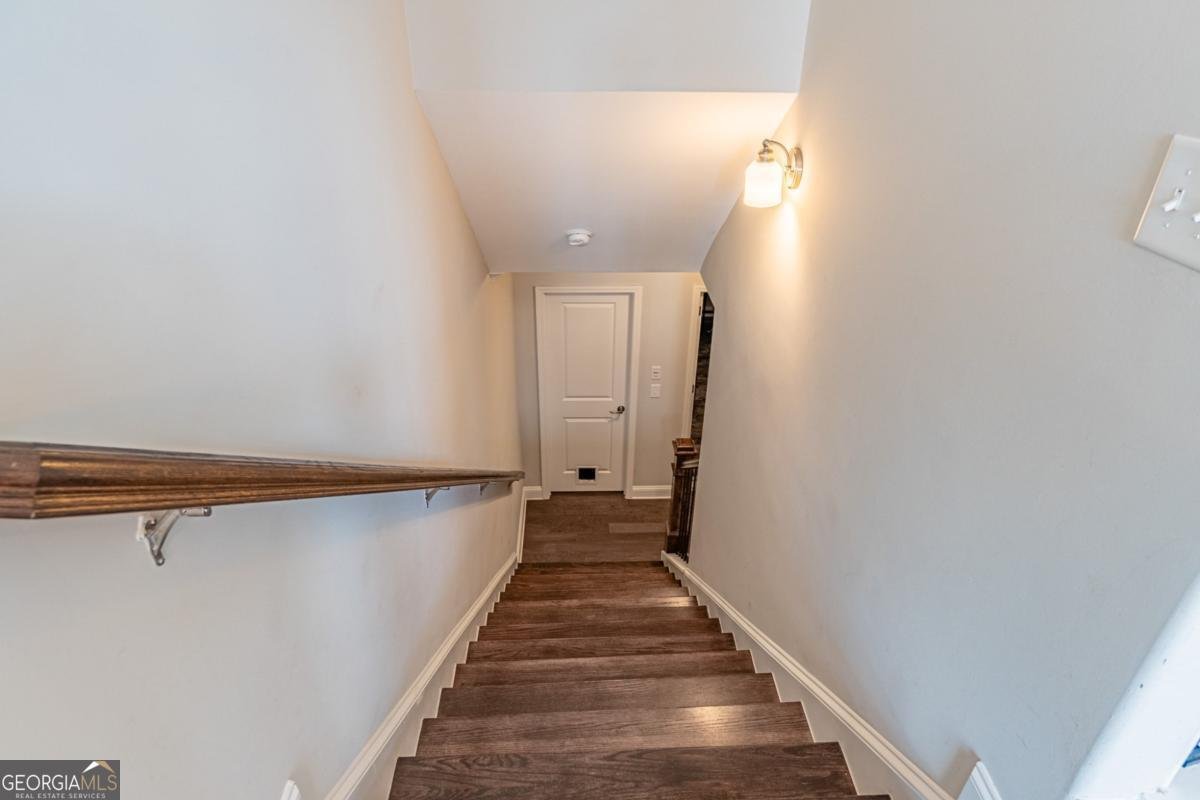 1382 Doublegate Drive Atlanta - 38