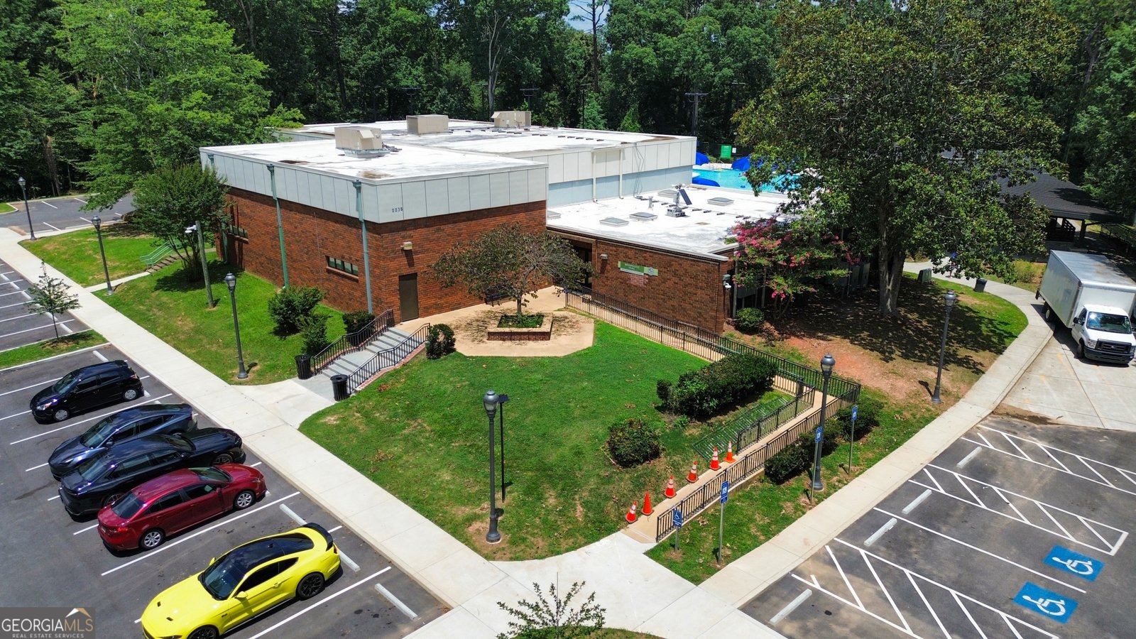 1382 Doublegate Drive Atlanta - 57