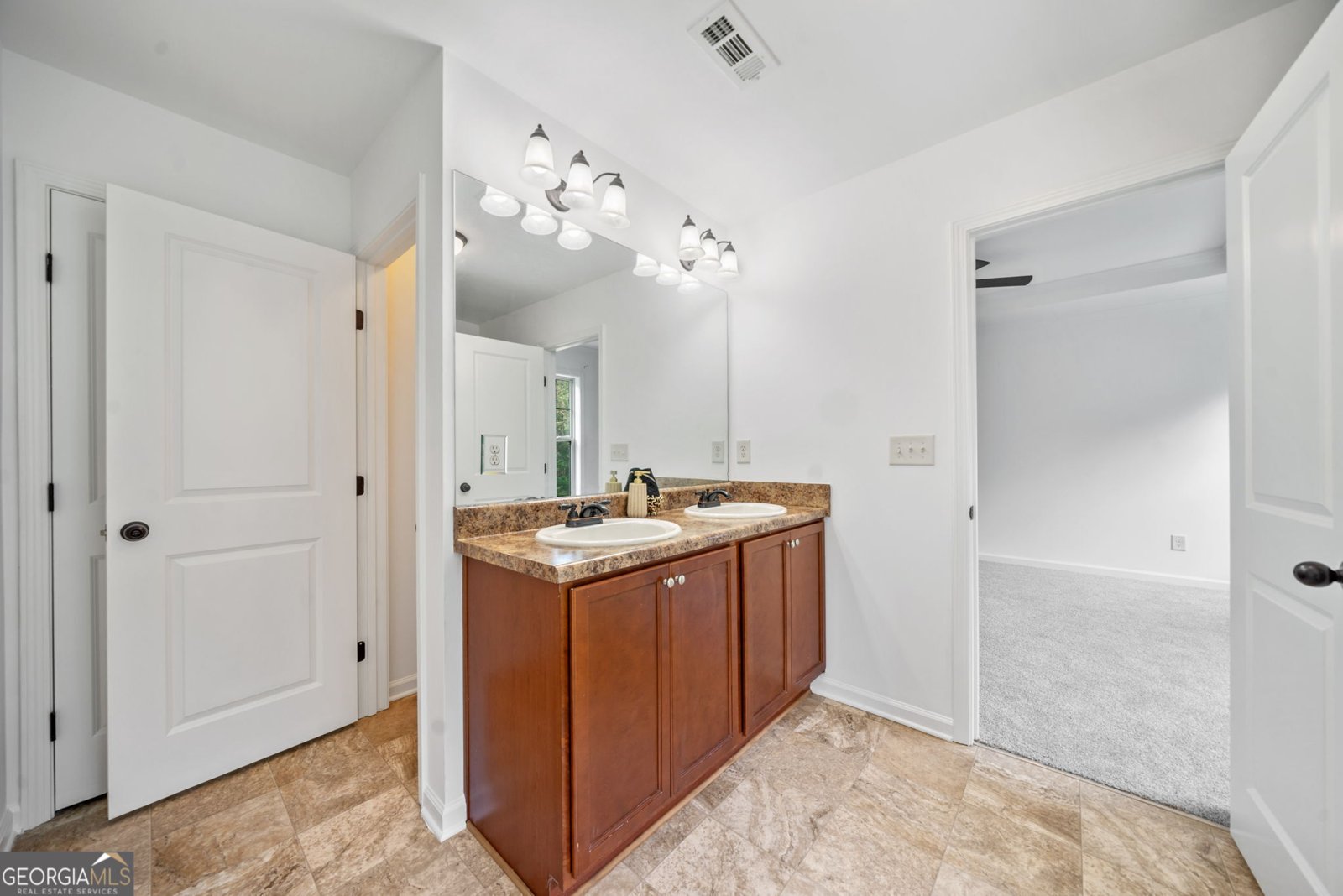 5415 Sycamore Court Oakwood - 38