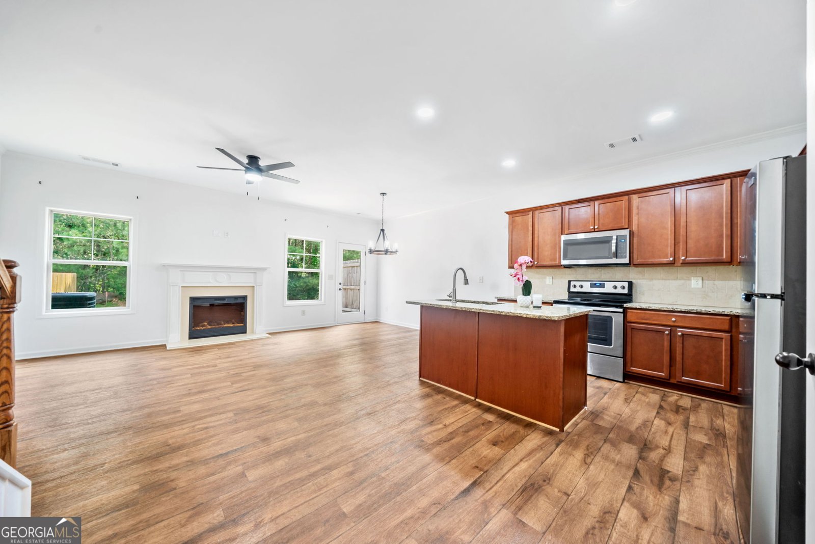 5415 Sycamore Court Oakwood - 9